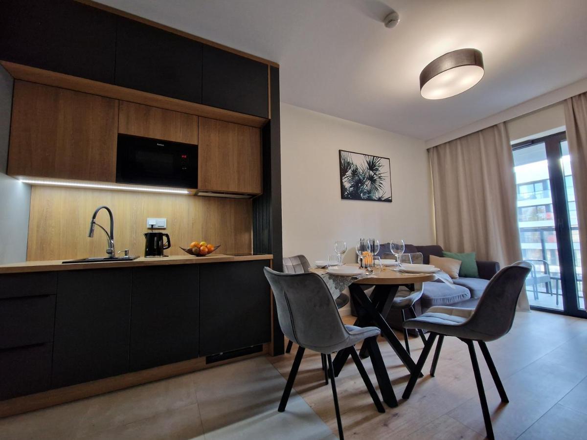 Apartamenty Przy Plazy Shellter Рогово Екстериор снимка